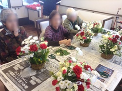 作品と参加者さん。
