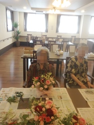 作品と参加者さん。